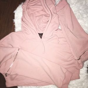 pink crop hoodie w zipper sleeves